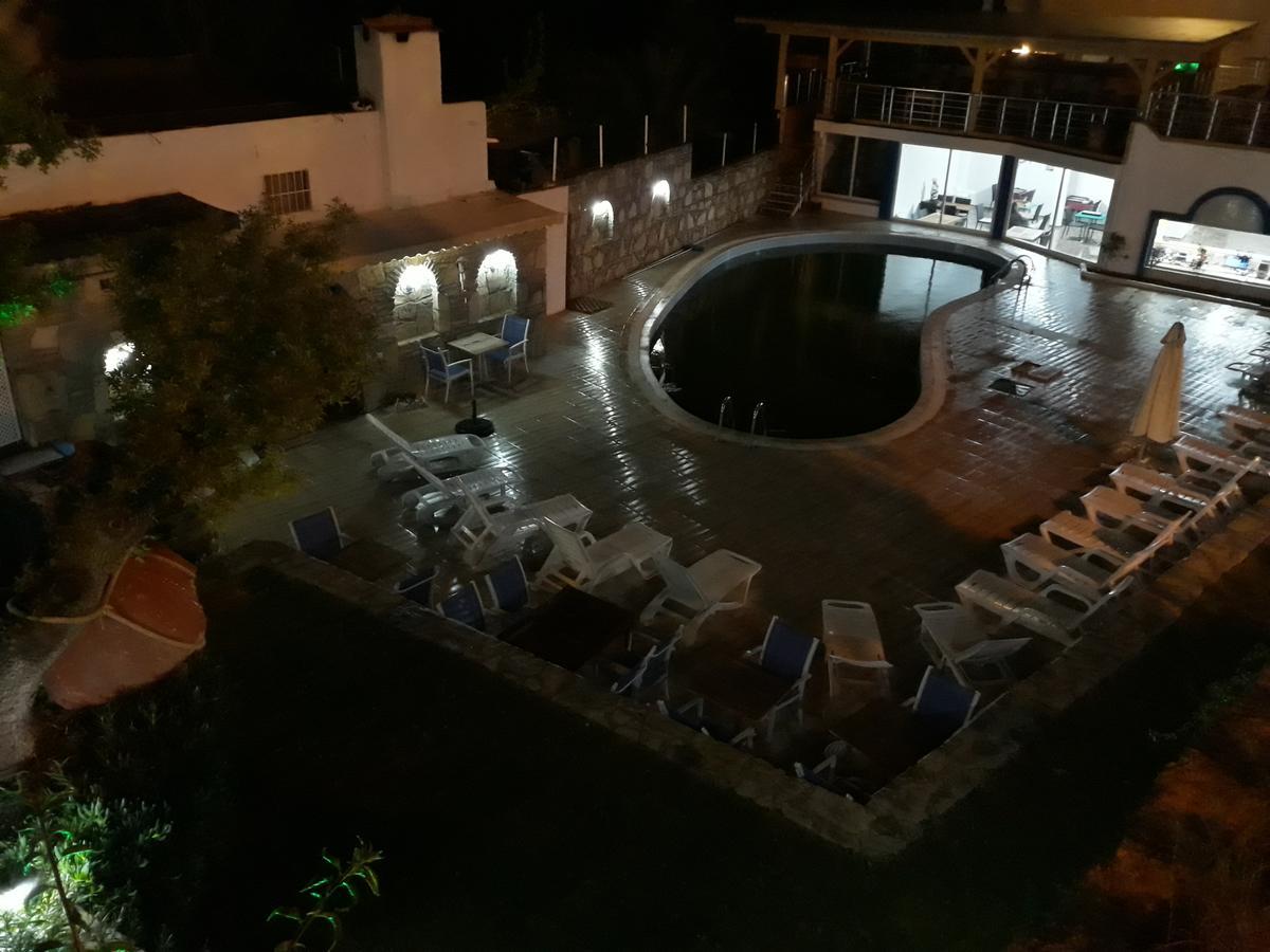 Mini Star Hotel Bitez Ngoại thất bức ảnh